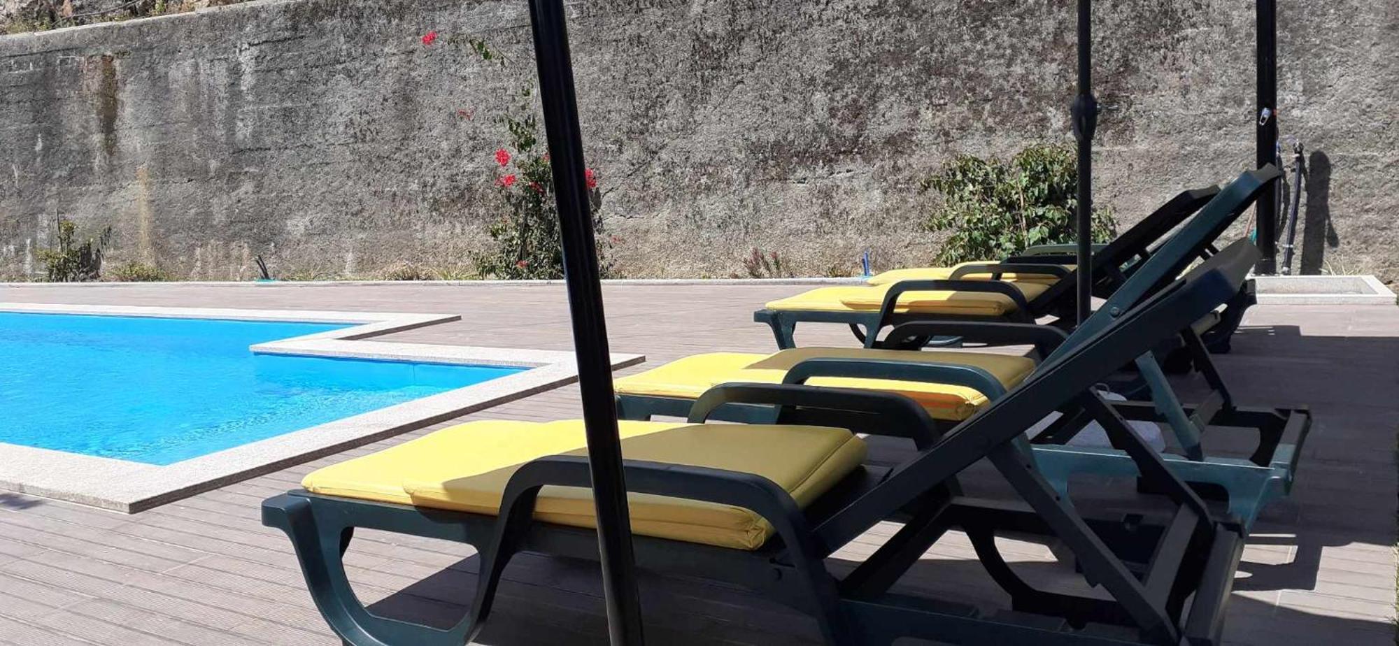 Villa Garden & Pool - Alojamentos เซลอริโก จิ บาสโต ภายนอก รูปภาพ